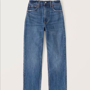 Abercrombie & Finch 90s Ultra High Rise Straight Jeans
